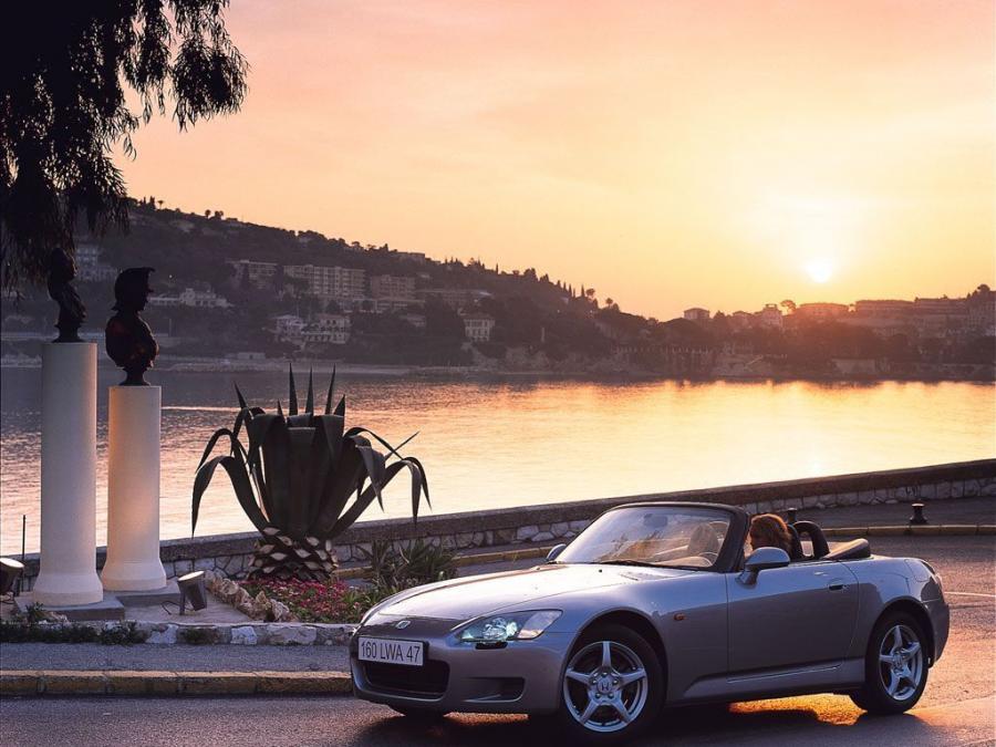  Honda S2000 2000 года  (фото 21 из 27)